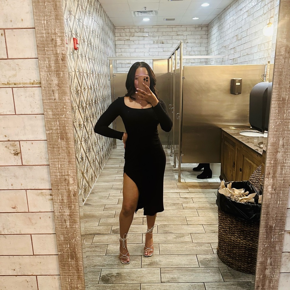 Chic Asymmetrical Black Dress
